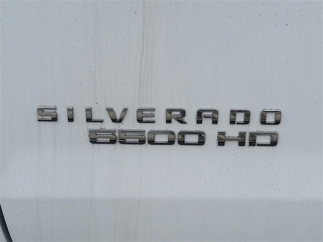 2022 Chevrolet Silverado 5500 HD Work Truck